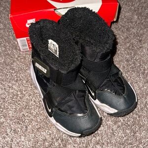 Nike Flex Advance Boot